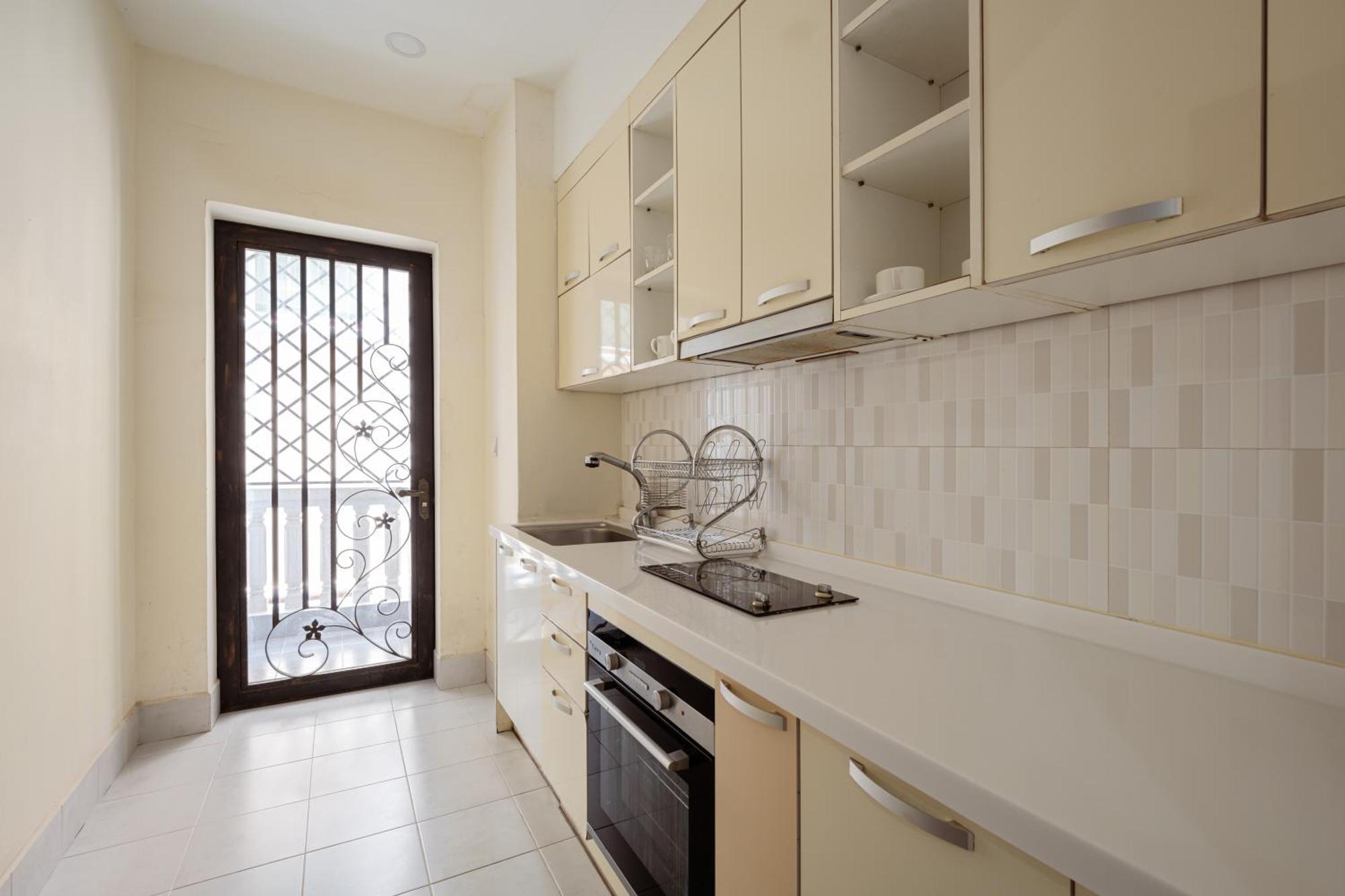 E&V Apartment Phnom Penh Exterior photo